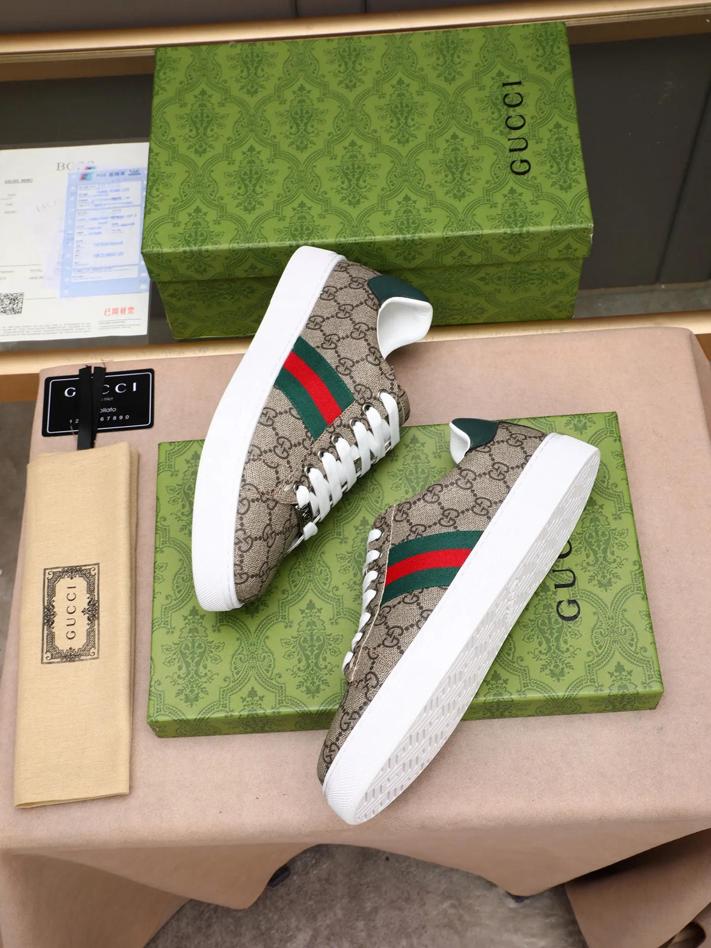 Men's shoes 💰400 [running volume version] GUGGI white shoe series! The fabric is made of imported cowhide➕Gucci special material➕sheep lining➕original rubber outsole, men's size 38-44 (45 can be customized)